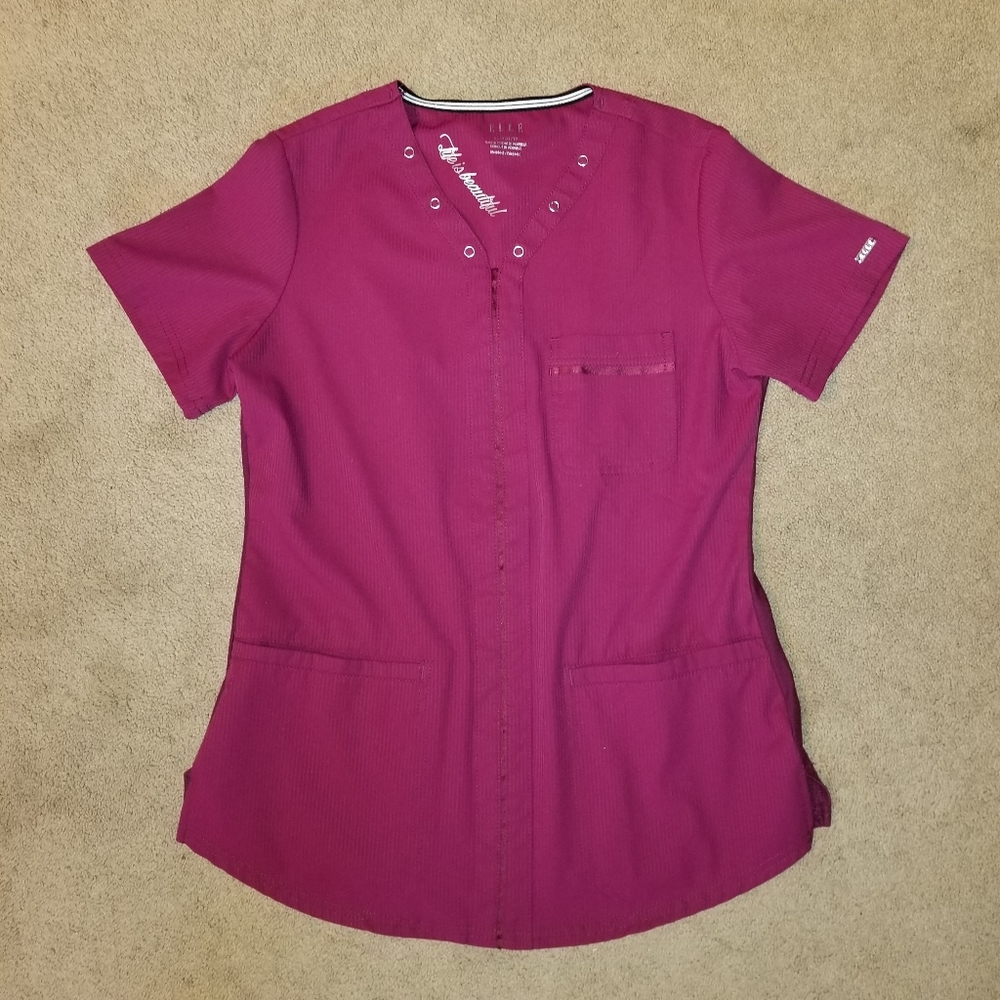 Elle Scrub Top